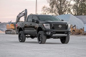 Nissan Titan Suspension Lift Kit - Rough Country - Rough Country 6-inch - '17-'24